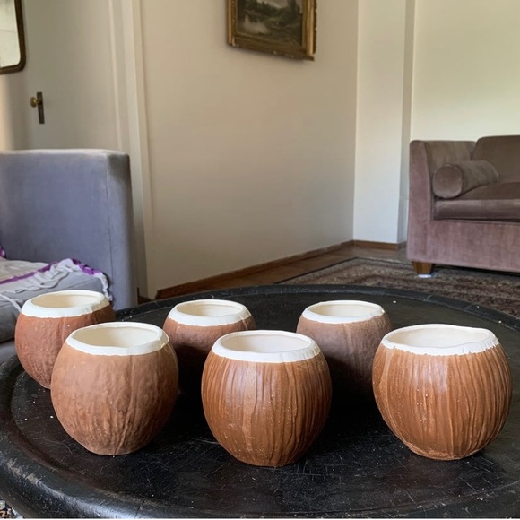 🌞🌴🌴Party Time! Six Vintage Trader Vic Coconut Mugs! - Picture 2 of 11